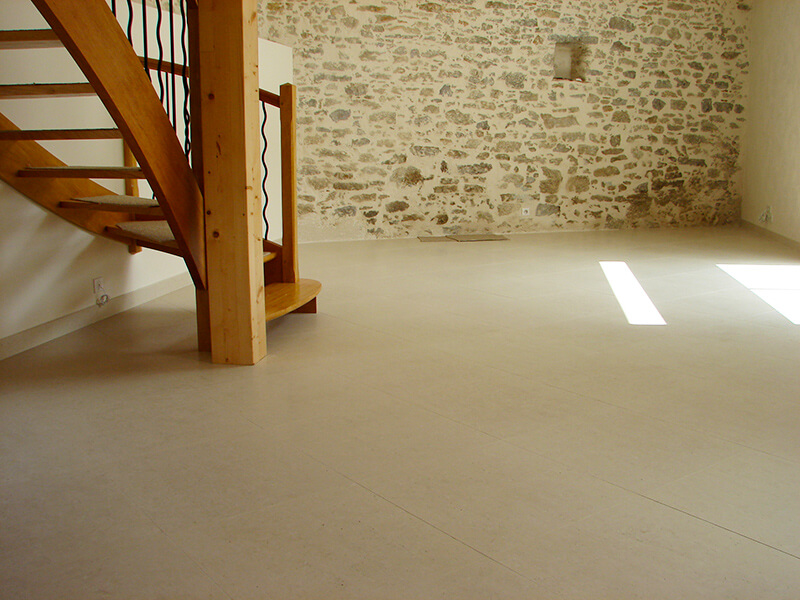 Pose de carrelage pour des particuliers par Guichet Frères, carreleur à Clisson 44190