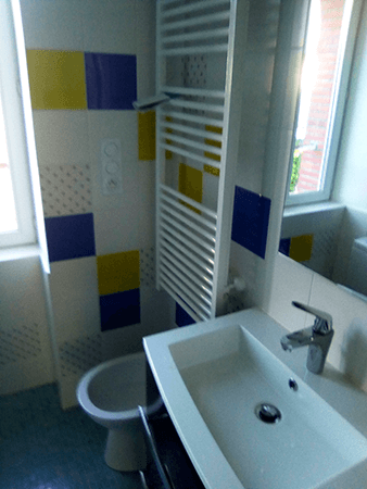 Pose de faïence par l'entreprise de Carrelage à Clisson Guichet Frères